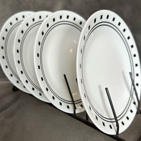 Corelle Other - Corelle City Block Appetizer Plates - 4
